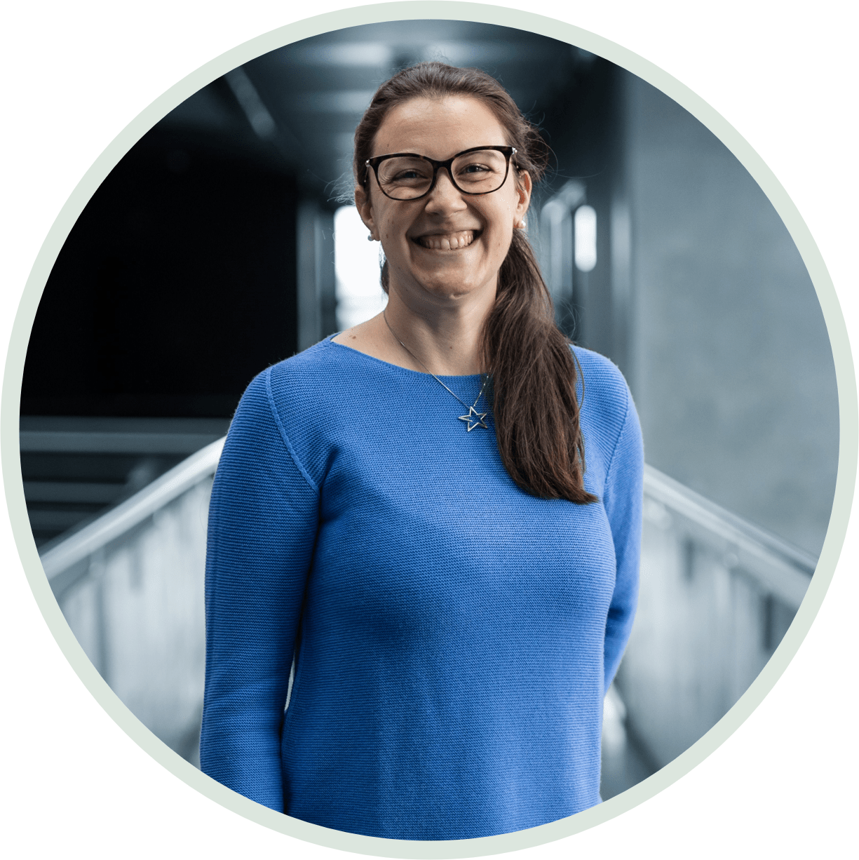 Dr. Claudia Bonfio Dr. Claudia Bonfio